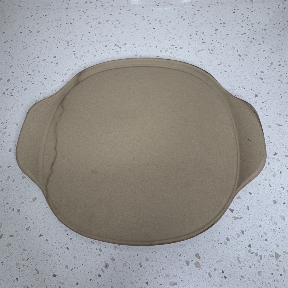 Pampered Chef 1204 Round Stoneware Personal Pizza Stone with Handles Tan USA